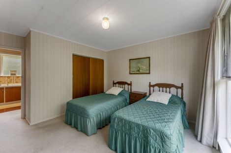 Photo of property in 412 Stokes Valley Road, Stokes Valley, Lower Hutt, 5019