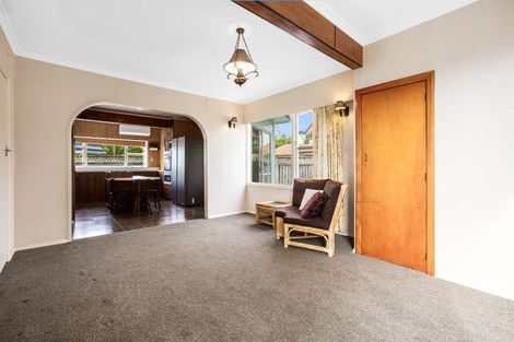 Photo of property in 121 Matatua Road, Raumati Beach, Paraparaumu, 5032