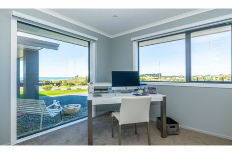 Photo of property in 12 Lancewood Terrace, Oceanview, Timaru, 7910