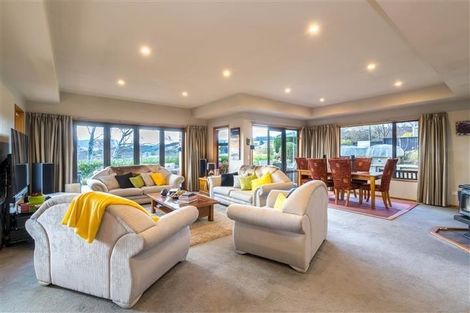 Photo of property in 2 Crossan Terrace, Mosgiel, 9092