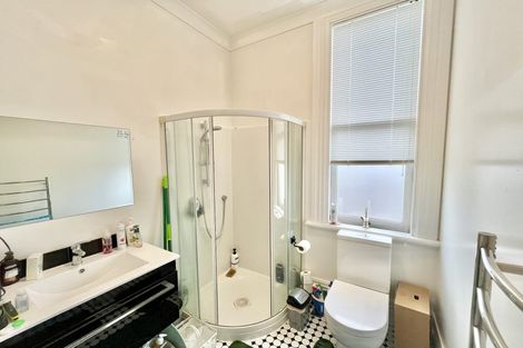Photo of property in 58 Majoribanks Street, Mount Victoria, Wellington, 6011