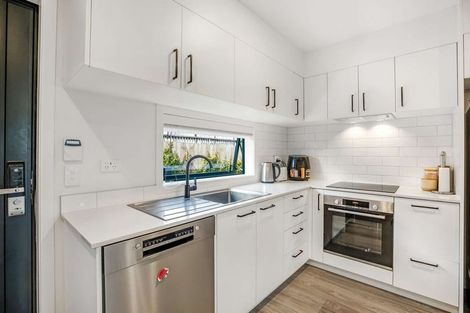 Photo of property in 2d Ellen Avenue, Hillcrest, Auckland, 0627