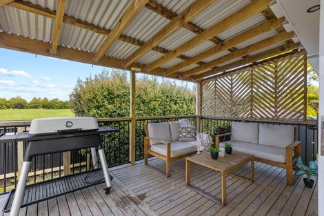 Photo of property in 972 Kahikatea Flat Road, Waitoki, 0871