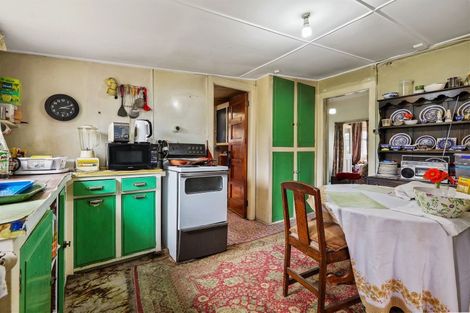 Photo of property in 79 Bowhill Road, New Brighton, Christchurch, 8083