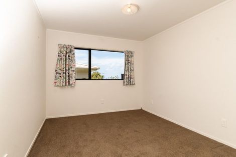 Photo of property in 2/150 Arran Road, Browns Bay, Auckland, 0630