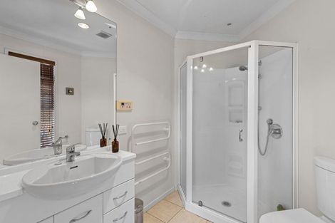 Photo of property in 40 Cranbrook Place, Rototuna North, Hamilton, 3210