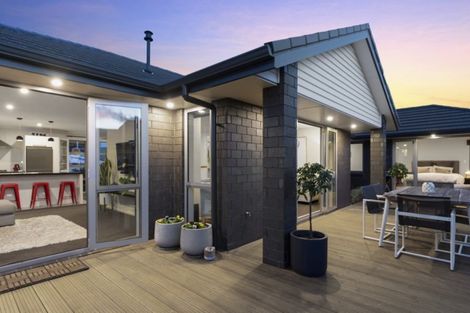 Photo of property in 169 Rowesdale Drive, Ohauiti, Tauranga, 3112