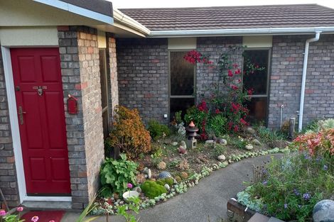 Photo of property in 6 Linda Place, Saint Johns Hill, Whanganui, 4501