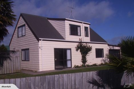 Photo of property in 272 Gravatt Road, Papamoa Beach, Papamoa, 3118