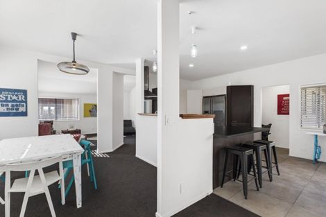 Photo of property in 54 Lagoon Way, West Harbour, Auckland, 0618