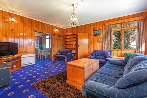 Photo of property in 33 Daniell Street, Bulls, 4818