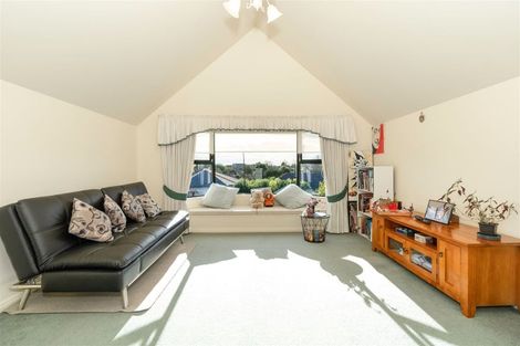 Photo of property in 6 Hillcrest Lane, Levin, 5510