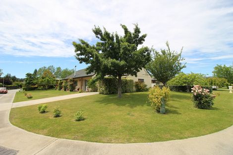 Photo of property in 2 Fir Close, Alexandra, 9320