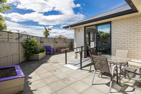 Photo of property in 64 Queens Drive, Saint Kilda, Dunedin, 9012