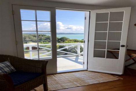 Photo of property in 12 Brind Road, Russell, 0202