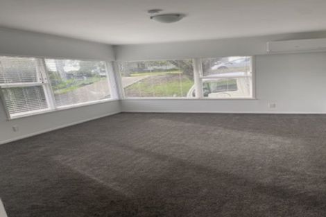 Photo of property in 1/12 Lake Road, Northcote, Auckland, 0627