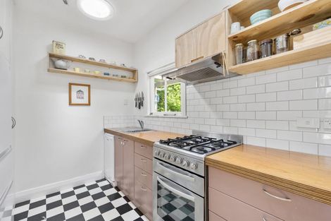 Photo of property in 50 Liardet Street, Vogeltown, Wellington, 6021