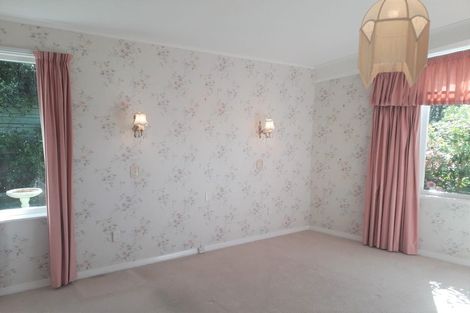 Photo of property in 32 City View Grove, Harbour View, Lower Hutt, 5010