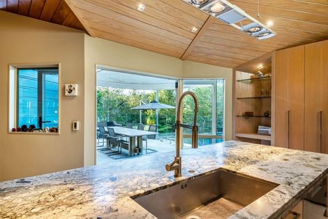 Photo of property in 138-140 Onetaunga Road, Chatswood, Auckland, 0626