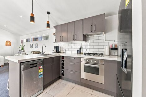 Photo of property in 11/12 Latimer Square, Christchurch Central, Christchurch, 8011