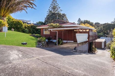 Photo of property in 8 Mcdowell Crescent, Hillcrest, Auckland, 0627