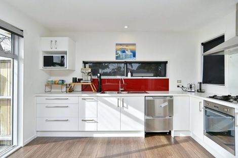 Photo of property in 1 Rue De La Mare, Parklands, Christchurch, 8083