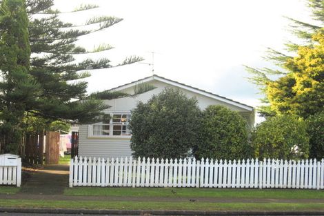 Photo of property in 43 Wordsworth Road, Manurewa, Auckland, 2102
