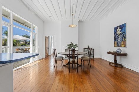 Photo of property in 16 Bracken Street, New Plymouth, 4310