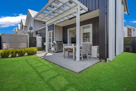 Photo of property in 11 Poaka Road, Hobsonville, Auckland, 0616