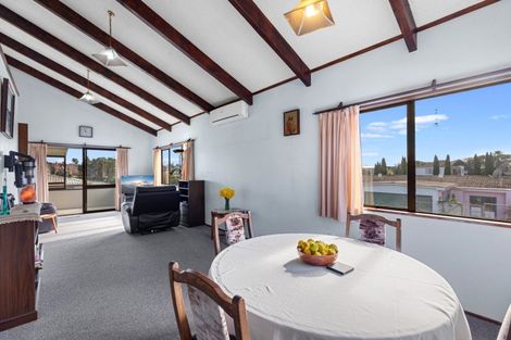 Photo of property in 2/57 Turret Road, Tauranga South, Tauranga, 3112