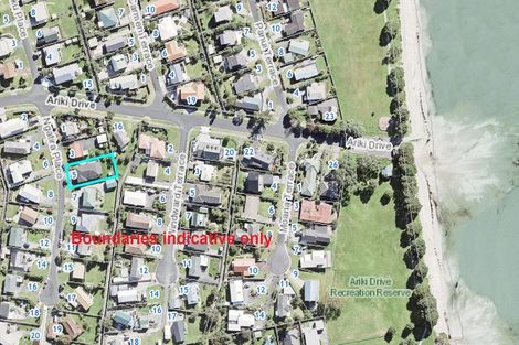 Photo of property in 5 Ngatira Place, Snells Beach, 0920