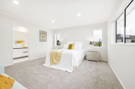 Photo of property in 93 Tir Conaill Avenue, Flat Bush, Auckland, 2019