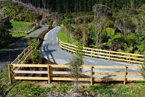 Photo of property in 214 Martin Access Road, Makarau, Warkworth, 0981