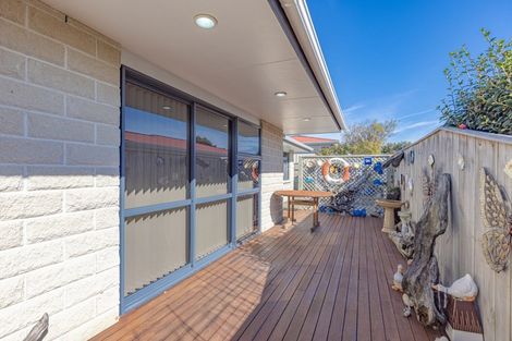 Photo of property in 19a Polson Street, Castlecliff, Whanganui, 4501