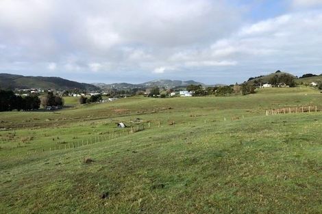 Photo of property in 35 Boundary Road, Hikurangi, 0114