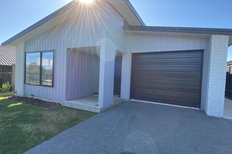 Photo of property in 73 Heartwood Avenue, Omokoroa, 3114