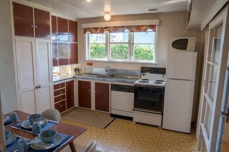 Photo of property in 1 Coddington Crescent, Masterton, 5810