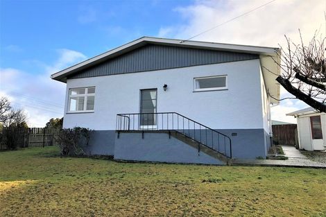 Photo of property in 1 Mcneil Street, Balclutha, 9230