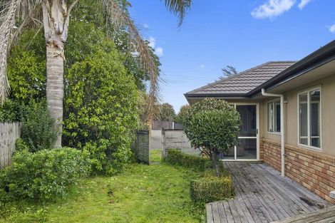Photo of property in 42a Kitchener Road, Waiuku, 2123