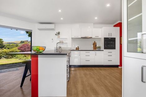 Photo of property in 6 Mariners Way, Whitby, Porirua, 5024