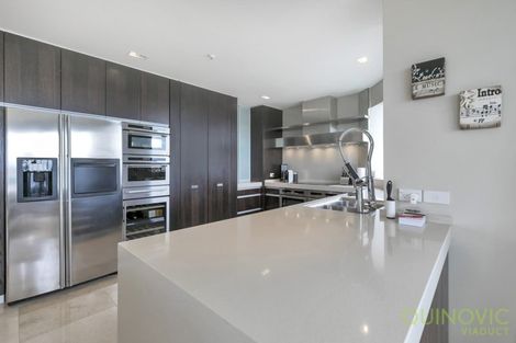 Photo of property in Shangri La Apartments, 5/97 Jervois Road, Herne Bay, Auckland, 1011