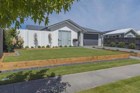 Photo of property in 92 Sutherland Drive, Kaiapoi, 7630