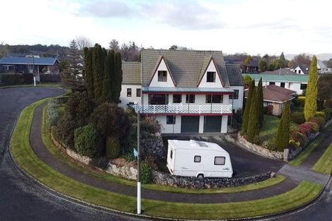 Photo of property in 10 Maclaurin Street, Dannevirke, 4930
