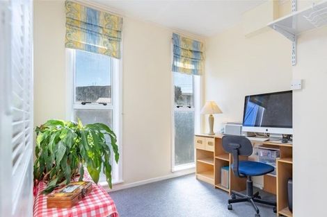 Photo of property in 14 Manor Drive, Stokes Valley, Lower Hutt, 5019