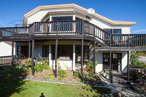 Photo of property in 1 Burnett Place, Lake Tekapo, 7999
