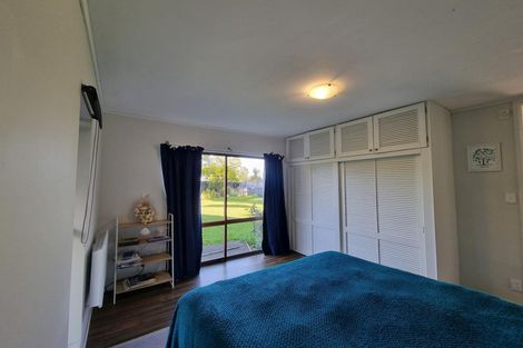 Photo of property in 2/14 Thelma Crescent, Torbay, Auckland, 0630