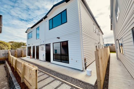 Photo of property in 12 Thompson Street, Mangere East, Auckland, 2024