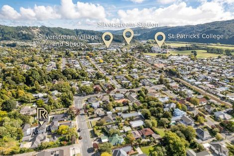 Photo of property in 70c Heretaunga Square, Silverstream, Upper Hutt, 5019