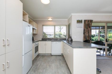 Photo of property in 211 Frimley Avenue, Frimley, Hastings, 4120