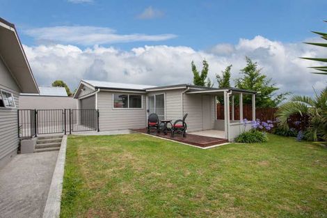 Photo of property in 13 Highland Drive, Pukete, Hamilton, 3200